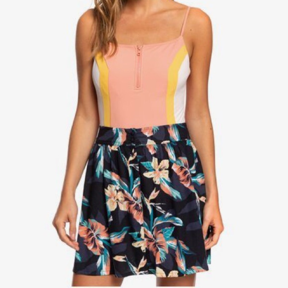 Shallow End Buttoned Skirt